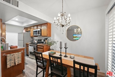 18560 Vanowen St unit 15, Reseda, CA 91335 - photo 7