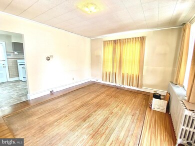 201 Wilson Ave, Reading, PA 19606 - photo 6