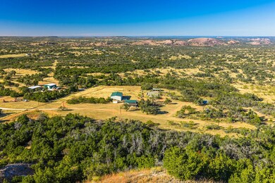 527 Walter Rd, Fredericksburg, TX 78624 - photo 2