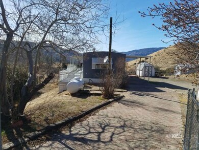 561 Laurel Dr, Bodfish, CA 93205 - photo 2