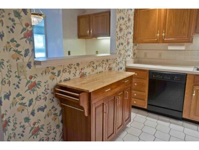 3 Bartemus Trail unit U306, Nashua, NH 03063 - photo 4