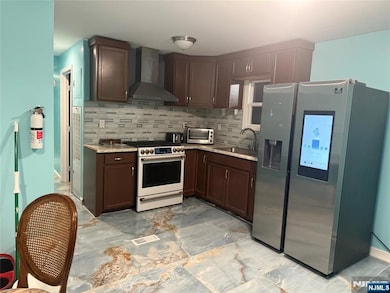 21 Helen Dr, Moonachie, NJ 07074 - photo 3