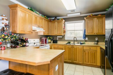 5 kitchen 1