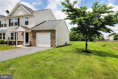 3018 Sundown Dr, Chambersburg, PA 17202 - photo 2