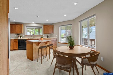 1632 Berndt Hill Dr S, Salem, OR 97302 - photo 6