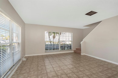 637 Kensington Lake Cir, Brandon, FL 33511 - photo 5