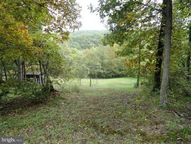 110 Yeargin Trail, Hedgesville, WV 25427 - photo 2