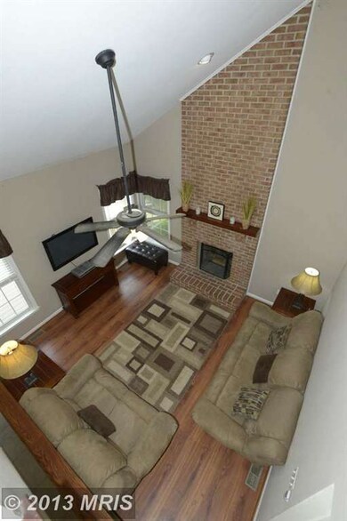 1054 Caren Dr, Sykesville, MD 21784 - photo 5