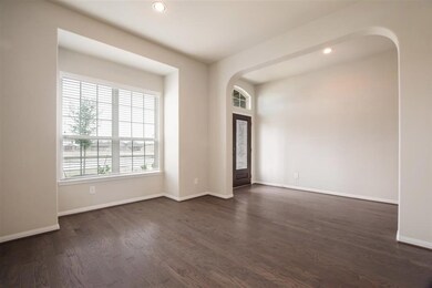 29642 Yaupon Shore Dr, Spring, TX 77386 - photo 3