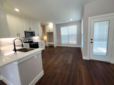 1627 W Elm St, Denison, TX 75020 - photo 7