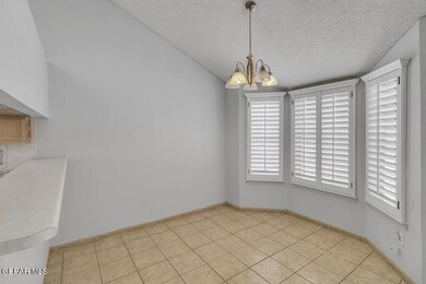 14300 Sebastian Ln, Horizon City, TX 79928 - photo 5