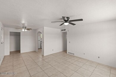 2135 N Columbus Blvd, Tucson, AZ 85712 - photo 6
