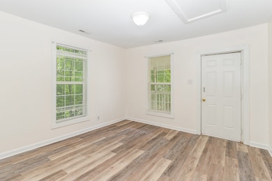 1018 Bridge St, Columbia, TN 38401 - photo 2