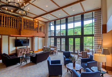 7412 Mountain Rd unit 3-32, 503, Stowe, VT 05672 - photo 4