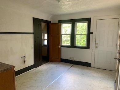 2236 N 16th St, Milwaukee, WI 53205 - photo 6