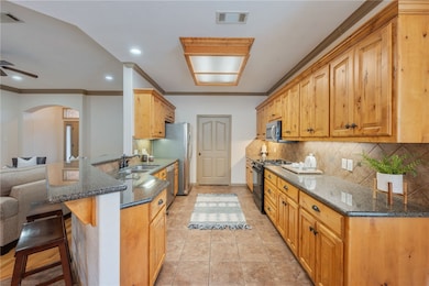 8427 Alison Ave, College Station, TX 77845 - photo 6