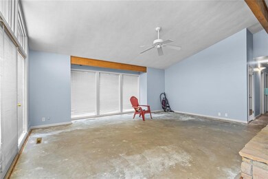 3835 Indiandale Cir SE, Cedar Rapids, IA 52403 - photo 6