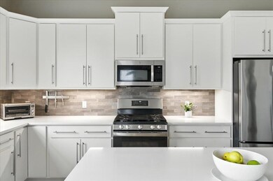 92 Elmore St, Shelburne, VT 05482 - photo 5