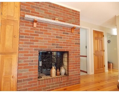 31 High St, Hubbardston, MA 01452 - photo 6