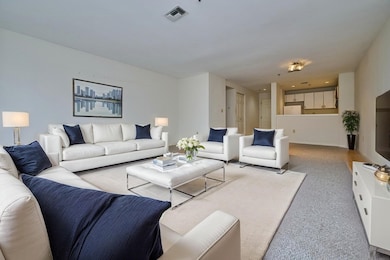 193 Oak St unit 403, Newton Upper Falls, MA 02464 - photo 2