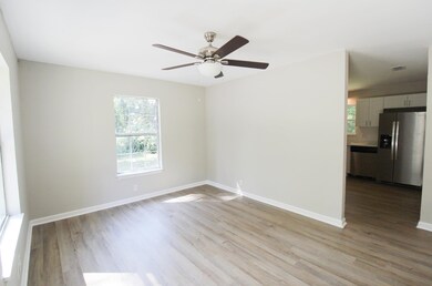 34 Deloriss Dr, Crawfordville, FL 32327 - photo 4