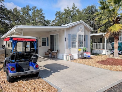 609 County Road 466 unit 216, Lady Lake, FL 32159 - photo 5