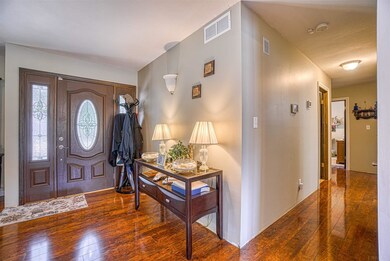 7977 Marywood Dr, Newburgh, IN 47630 - photo 3