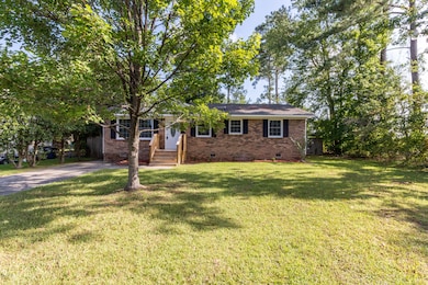 703 Lakewood Dr, Jacksonville, NC 28546 - photo 2