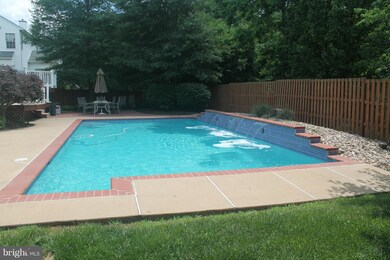 10498 Aspen Wood Ct, Manassas, VA 20110 - photo 3
