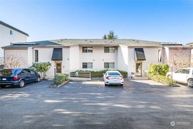 1115 4th Ave S unit 3C, Edmonds, WA 98020 - photo 3