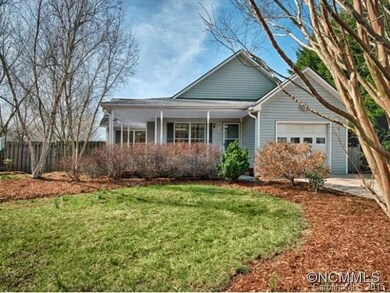 61 Round Top Rd, Asheville, NC 28803 - photo 2