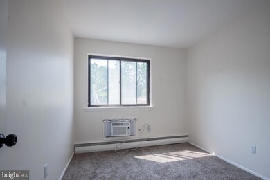 201 1/2 Philadelphia Pike unit 323, Wilmington, DE 19809 - photo 5