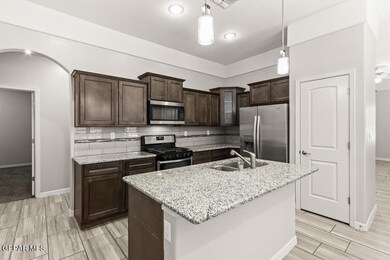 14824 Harry Flournoy Ave, El Paso, TX 79938 - photo 4