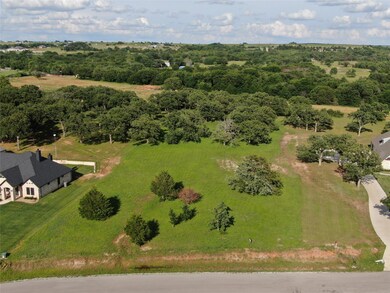 135 Dallas St, Decatur, TX 76234 - photo 4