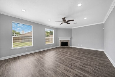 8915 Gas Light Village Dr, Houston, TX 77095 - photo 4