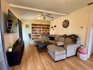 578 Pleasant St, Newport, VT 05855 - photo 6