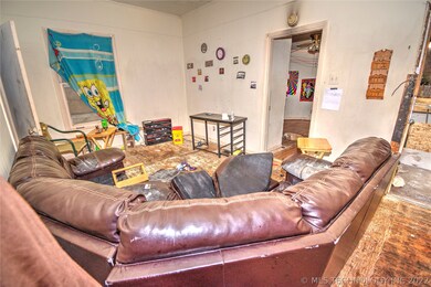 2321 Garland St, Muskogee, OK 74401 - photo 3