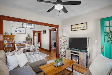 444 Niantic Ave, Cranston, RI 02910 - photo 6