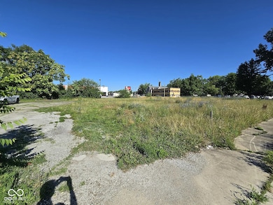 2525 E 38th St, Indianapolis, IN 46218 - photo 6