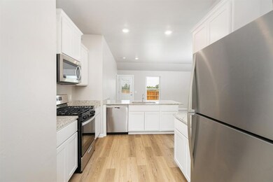 737 Luna Way, Tuttle, OK 73089 - photo 4