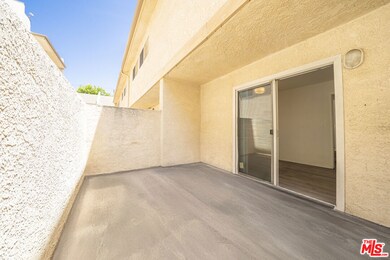7631 Reseda Blvd unit 79X, Reseda, CA 91335 - photo 4
