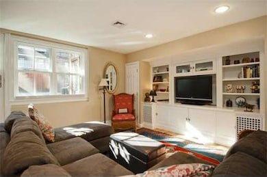 120 W Concord St unit 1, Boston, MA 02118 - photo 6