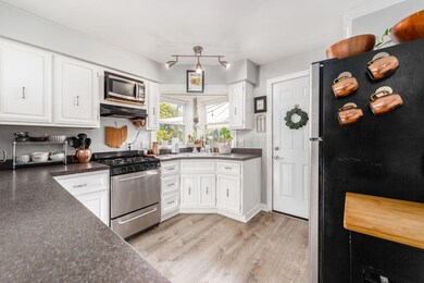 Great looking kitchen