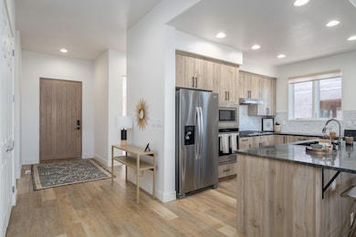 2255 N Tuweap Dr unit 22, Saint George, UT 84770 - photo 5