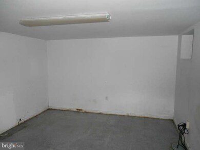 3463 Mayfield Ave, Baltimore, MD 21213 - photo 6