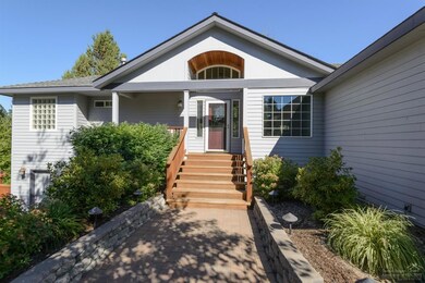 20845 Chloe Ln, Bend, OR 97702 - photo 2