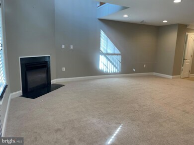9127 Marlove Oaks Ln, Owings Mills, MD 21117 - photo 3