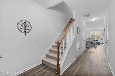 8_front entryway