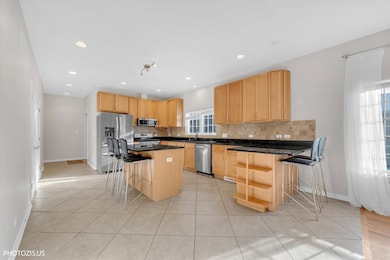 23974 N Overhill Dr, Lake Zurich, IL 60047 - photo 7