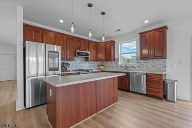 12 Wyckoff Place, Franklin Park, NJ 08823 - photo 7